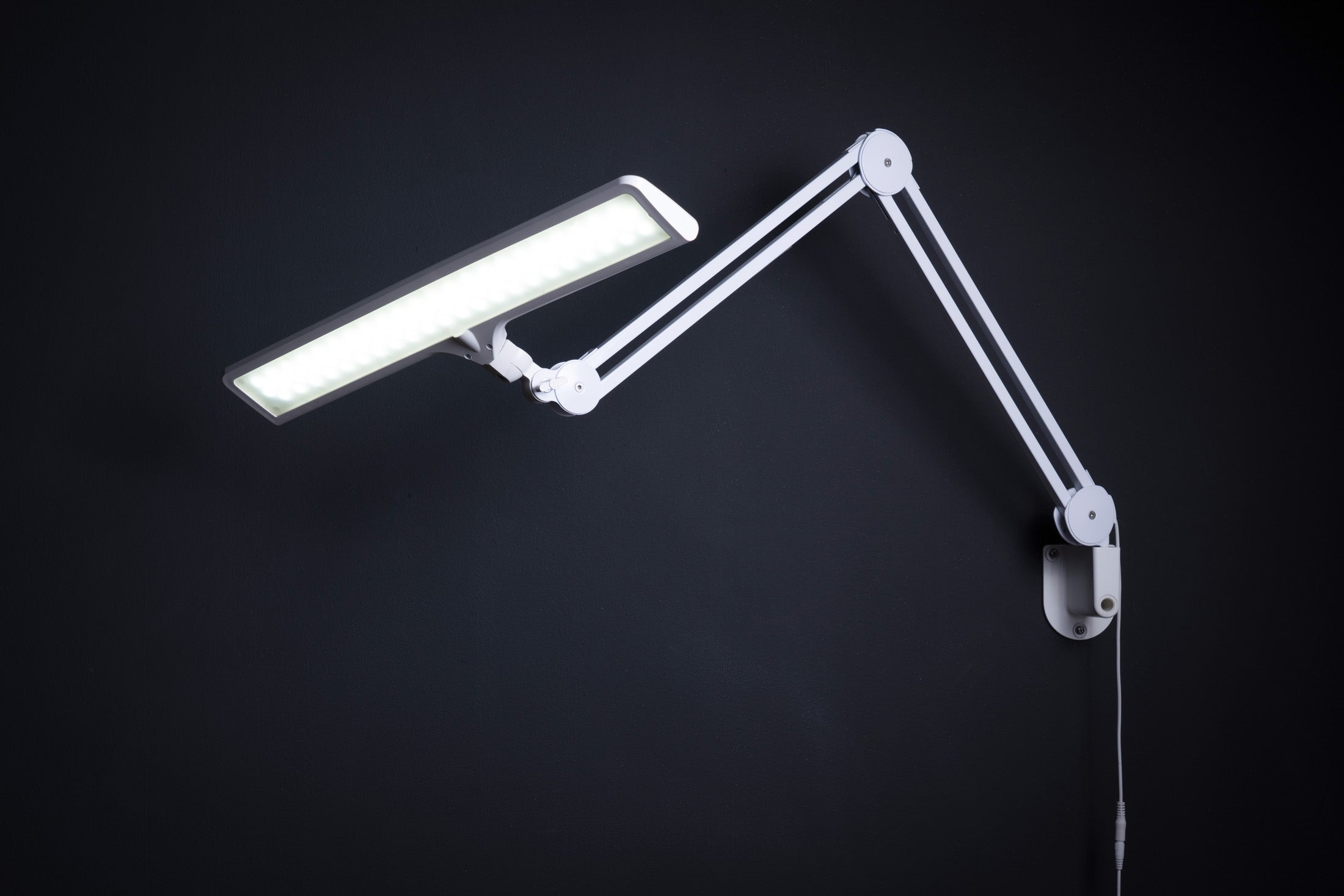 Wall & Table Mount
