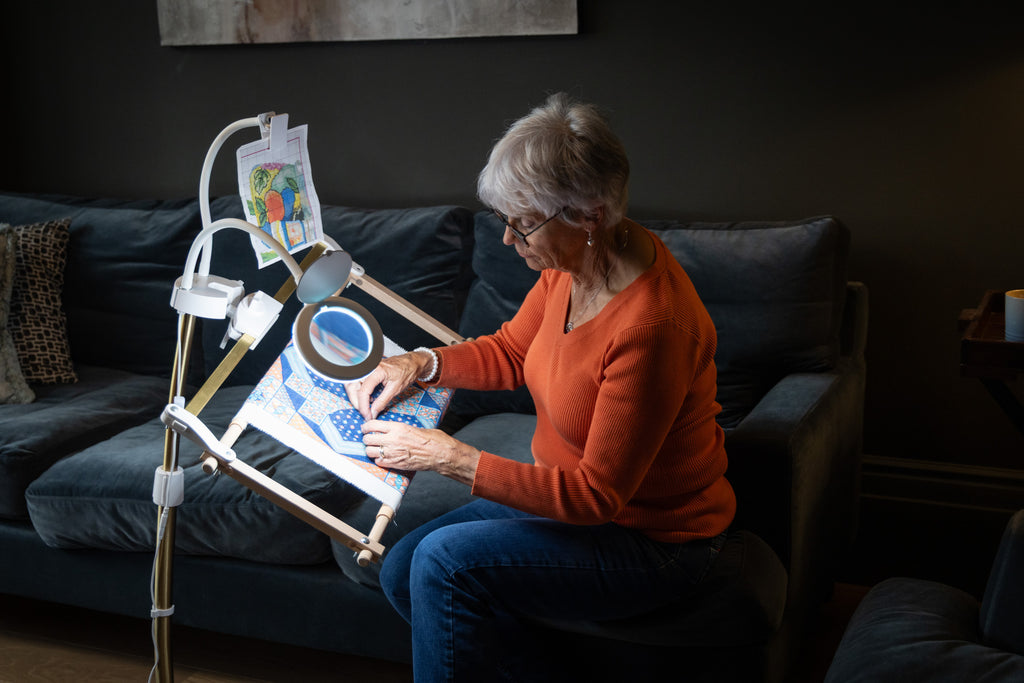 StitchSmart 2 Magnifier & Chartholder