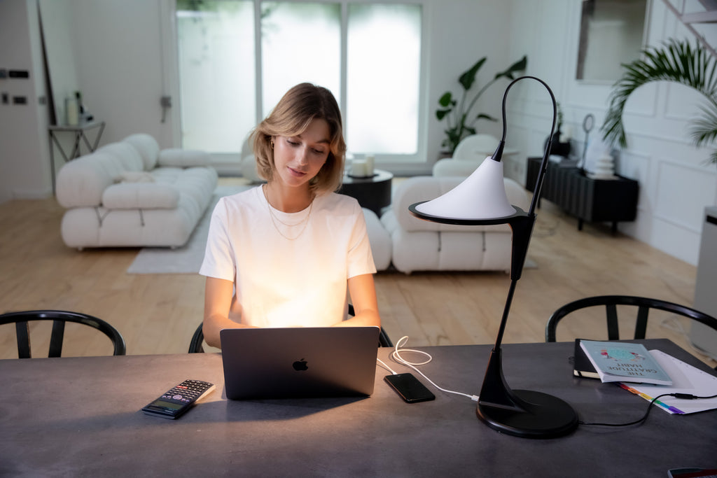 Cometa Table Lamp