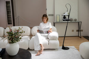 35851_Cometa_Floor_Lamp_reading_2.jpg