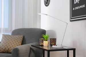 45200_Tricolor_-_02_Living_room_interior_with_modern_lamp_on_table.jpg