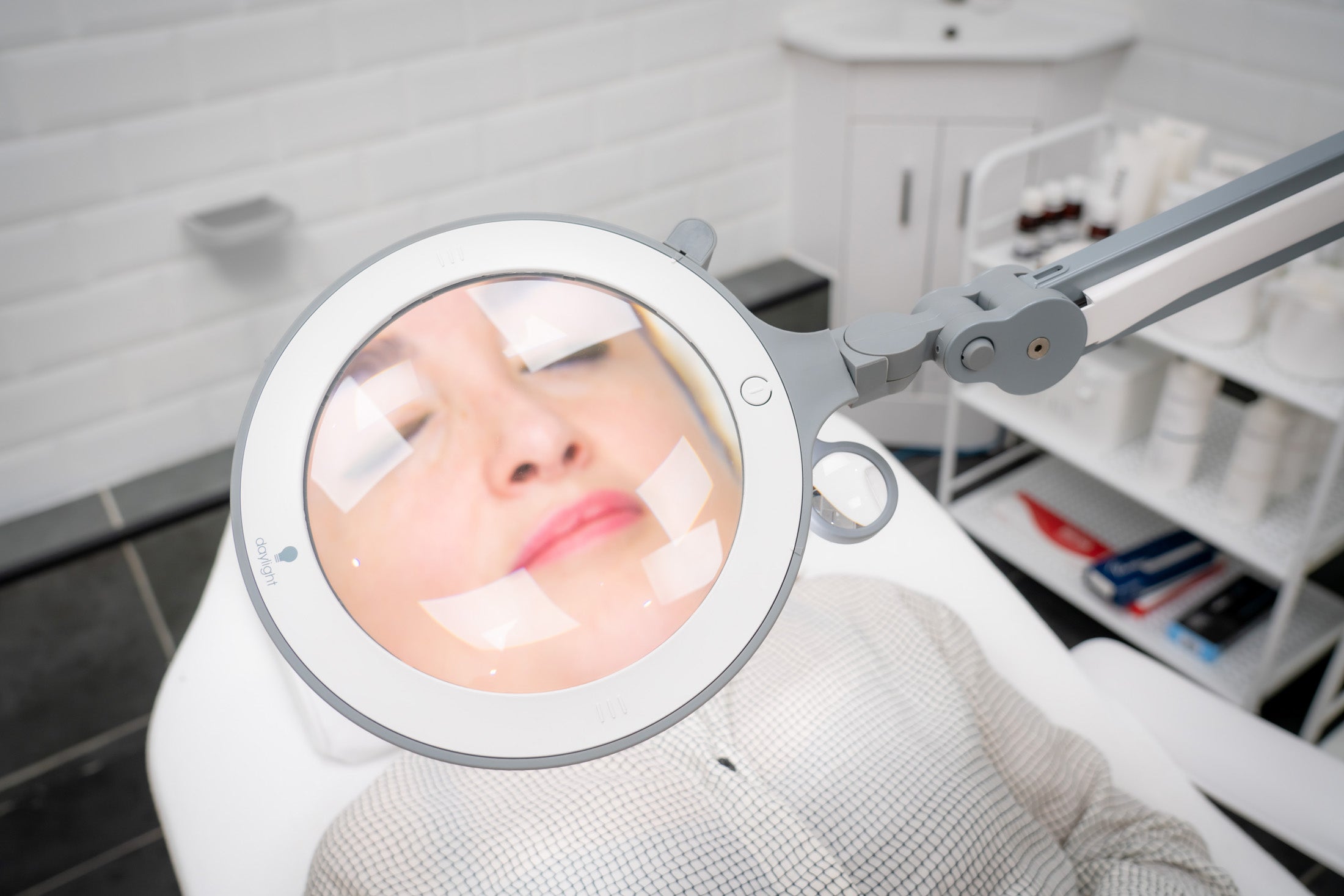 iQ Magnifier & Floor Stand Bundle