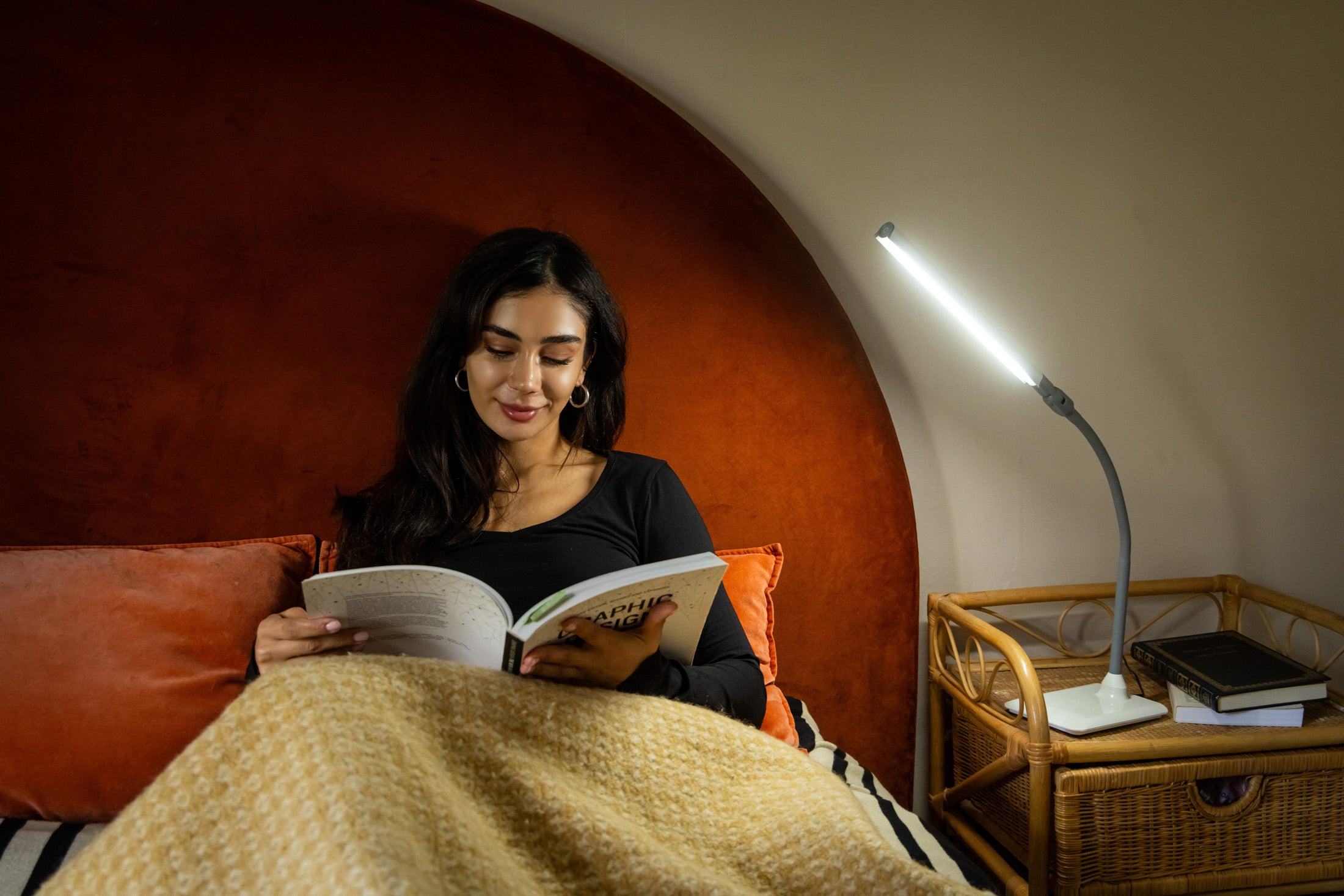 UnoPro Table Lamp