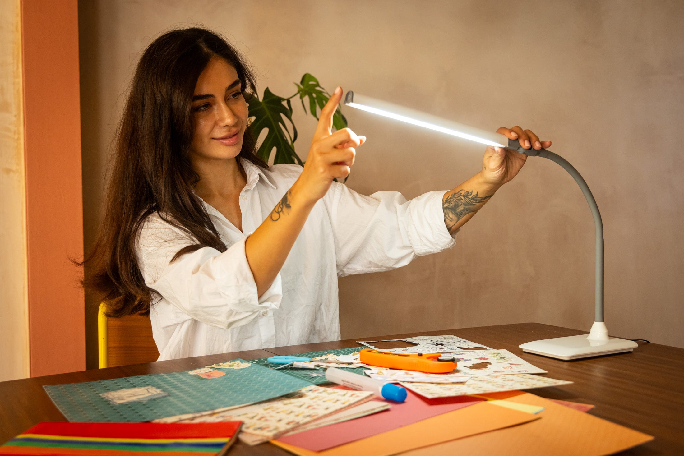 UnoPro Table Lamp