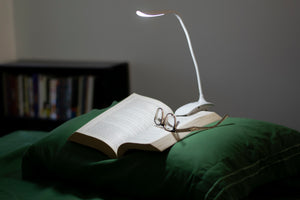 Smart_Clip-On_Lamp_-_Reading.jpg