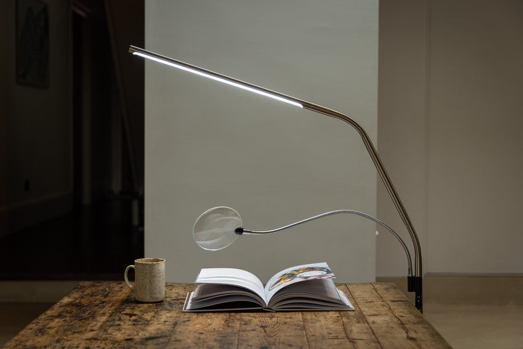 Slimline 4 Floor (Brushed Steel) & Magnifier Bundle