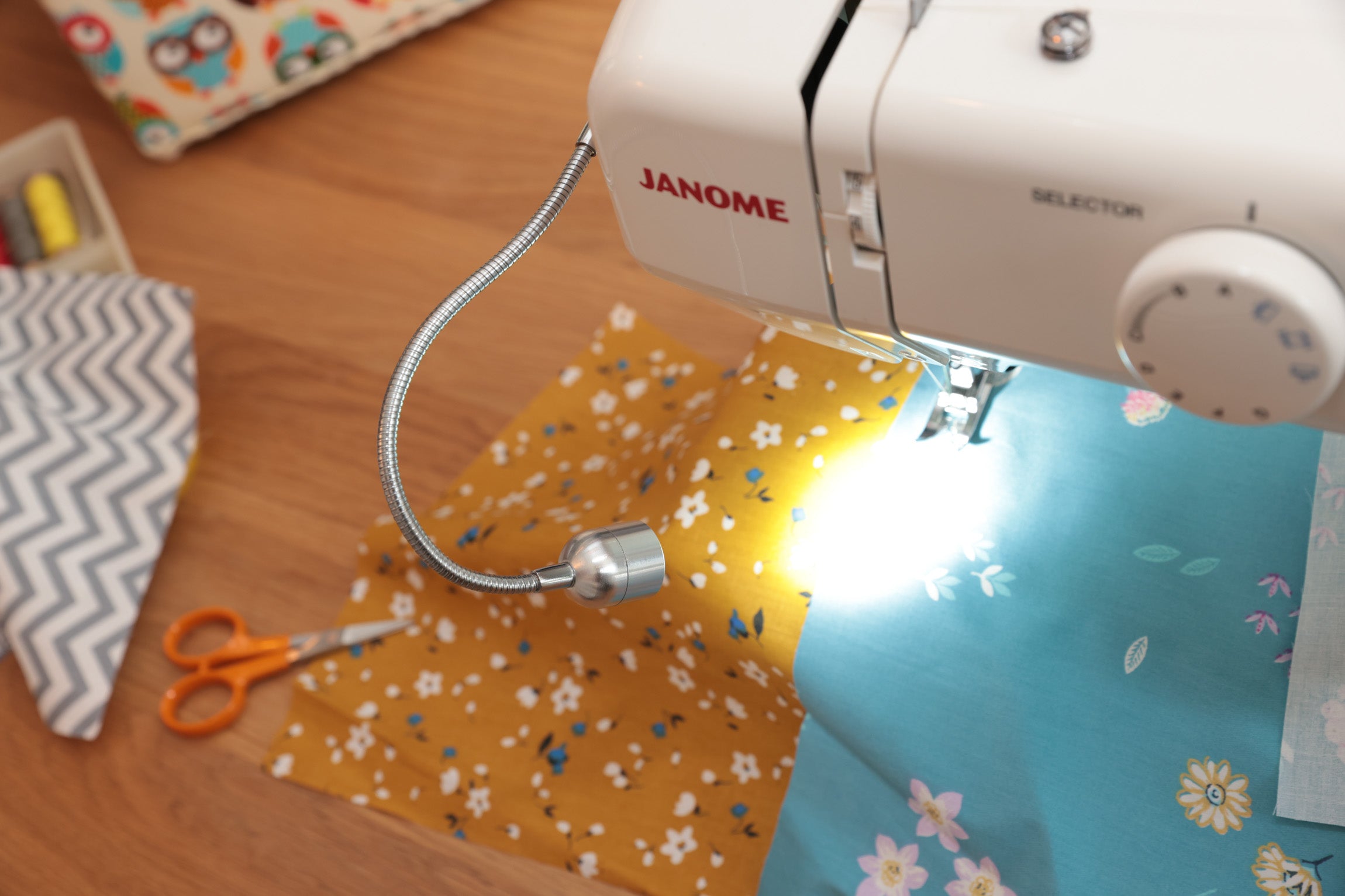 Sewing Machine Lamp