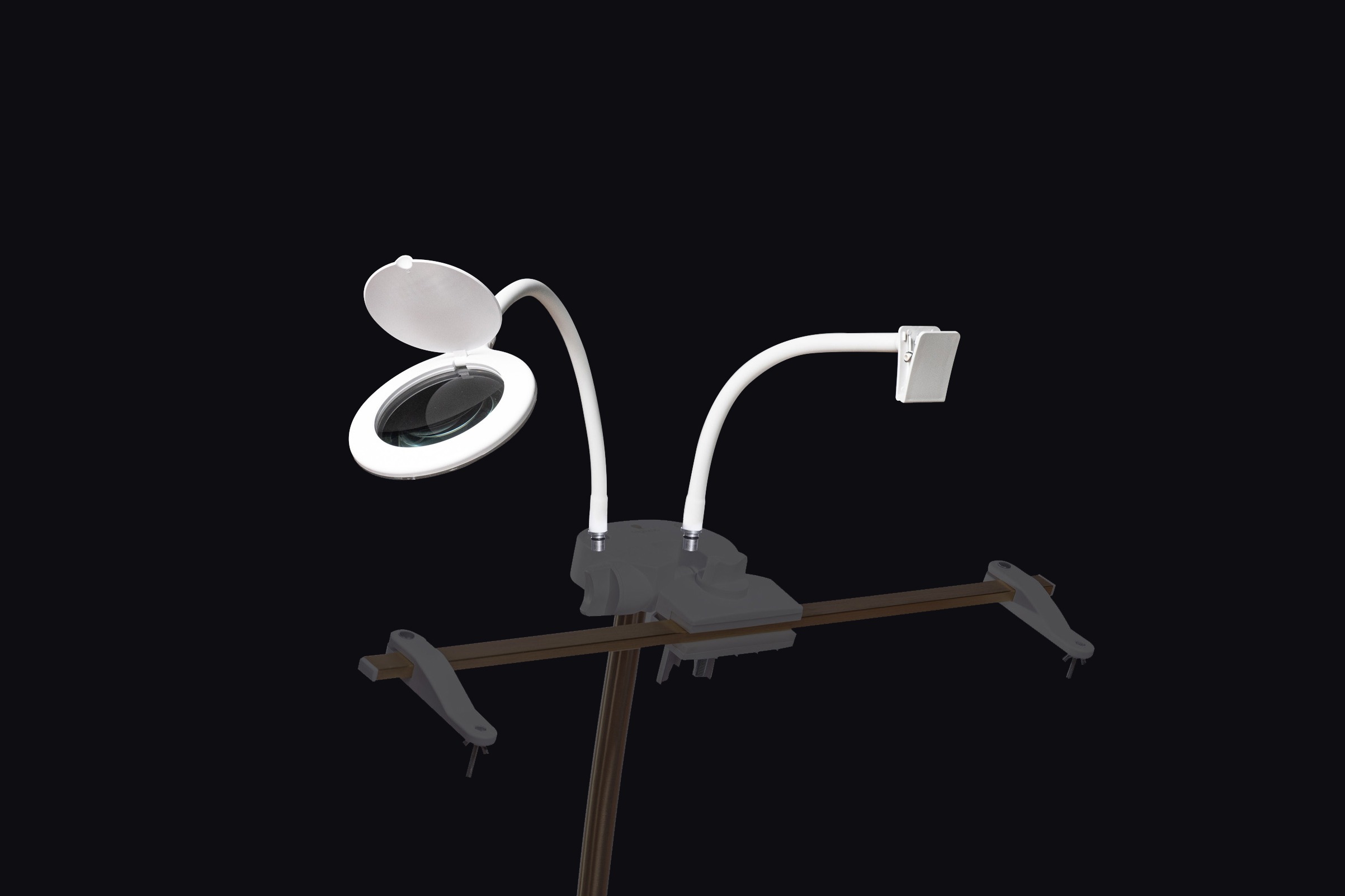 1_chart_holder_and_magnifier copy 2-2