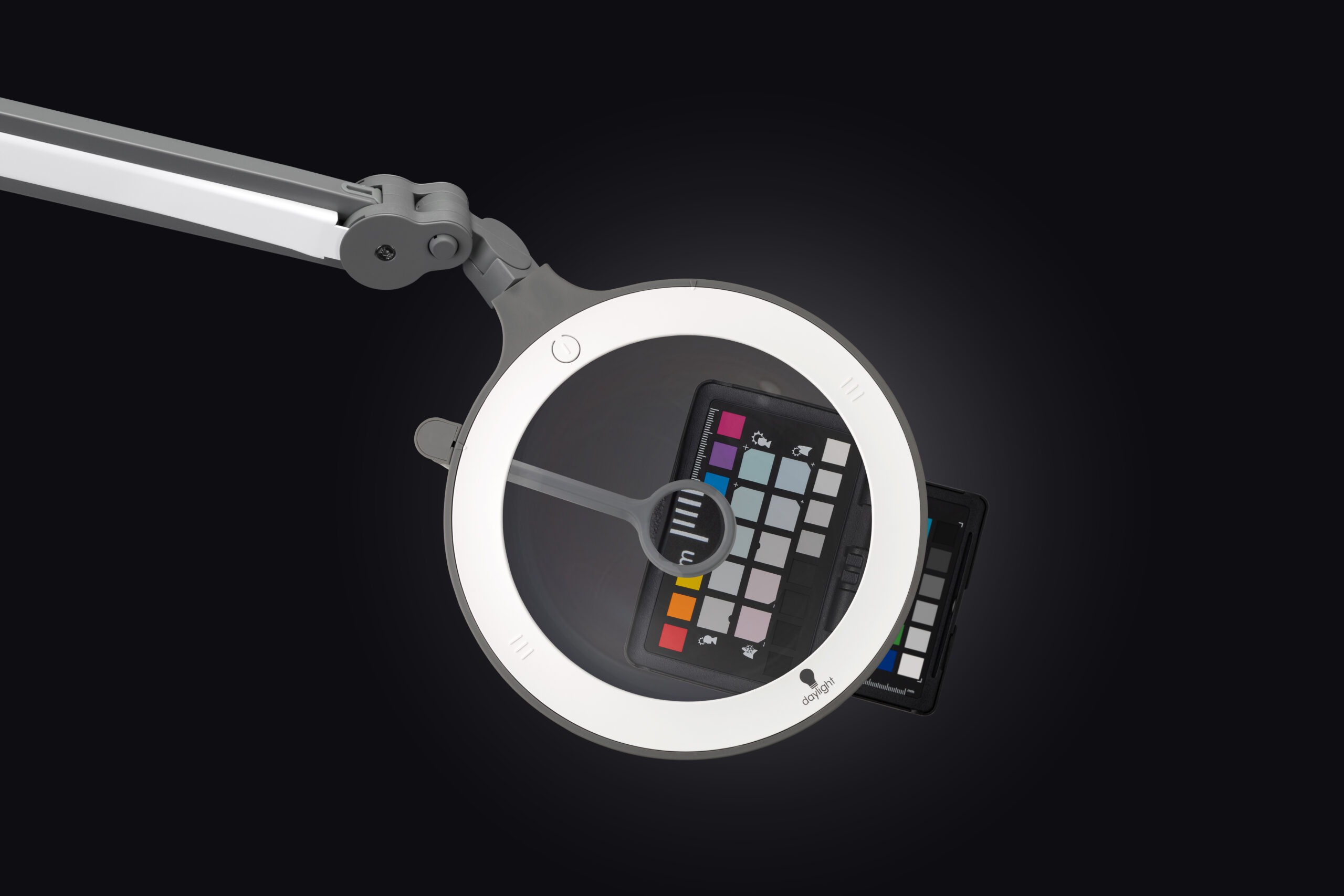 iQ Magnifier The Daylight Company