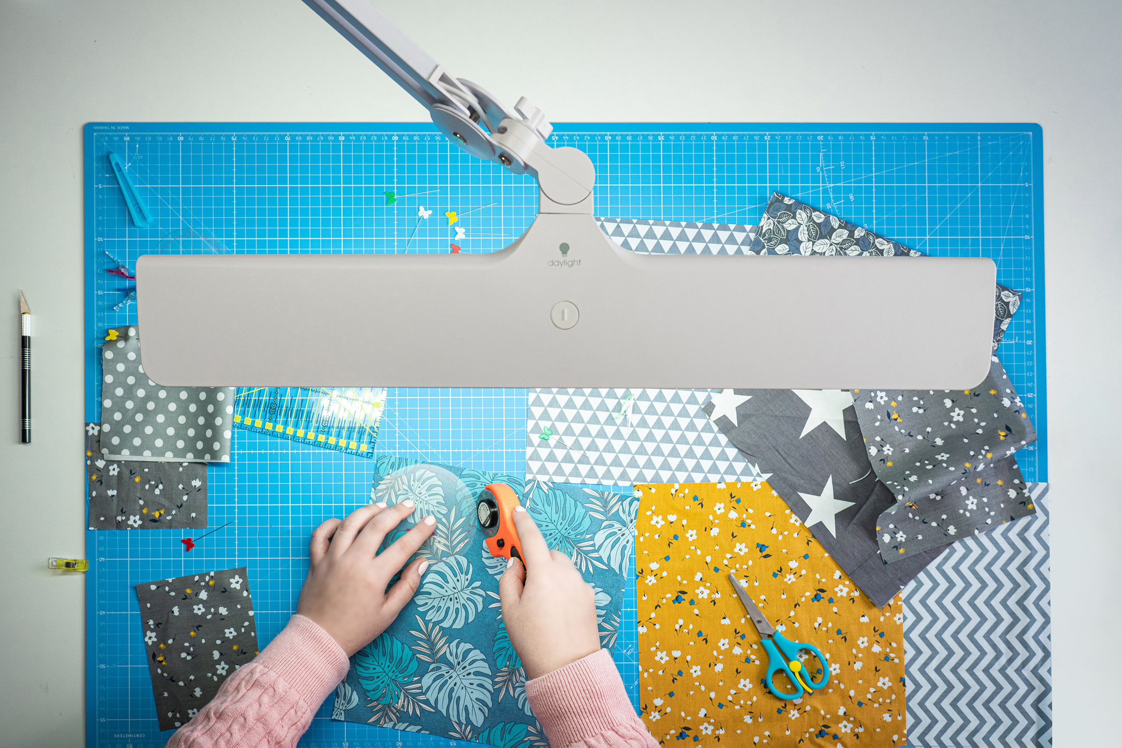 Daylight Company Lumi Task Lamp - Thumbnail 3