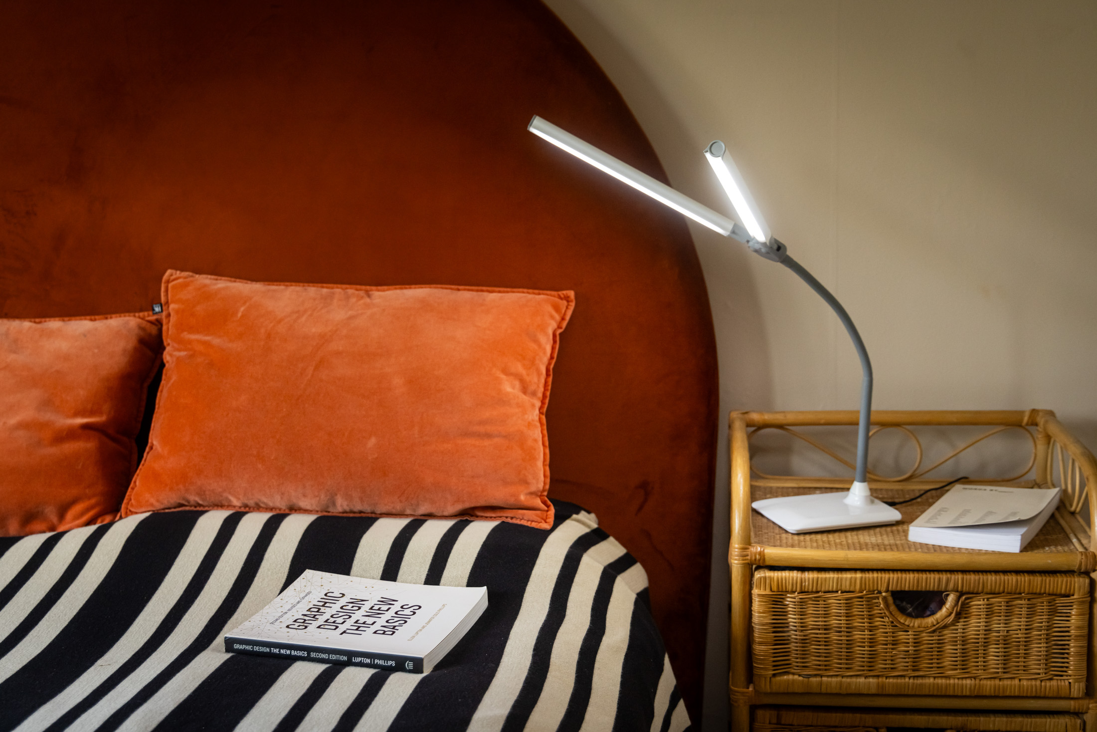 DuoPro Table Lamp - The Daylight Company